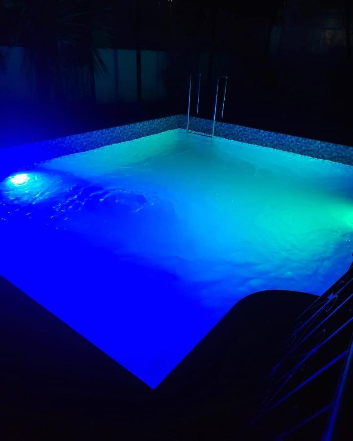 The Perfect Stays- Lal Mahal Villa With Disco Pool Лонавла Екстер'єр фото
